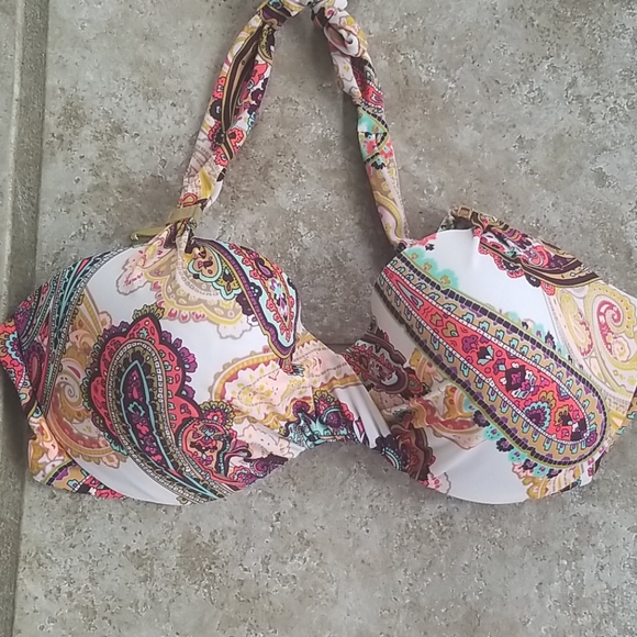 Victoria Secret swim, bikini top - Picture 1 of 3